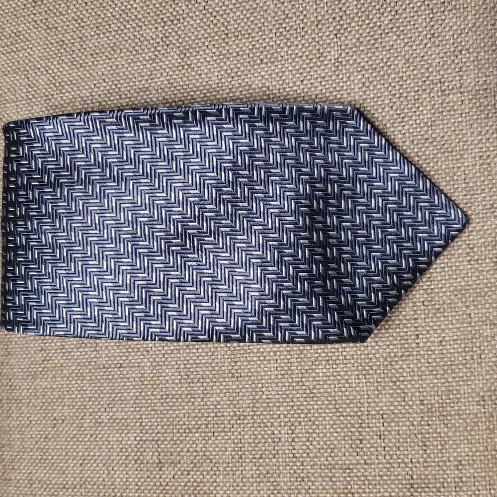 Christian Dior tie